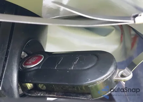 2017 Fiat 500 Pop z USA, uszkodzony, nr VIN 3C3CFFKR6HT535573